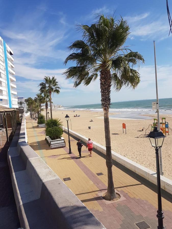 La Costilla Centro Y Playa ロタ エクステリア 写真